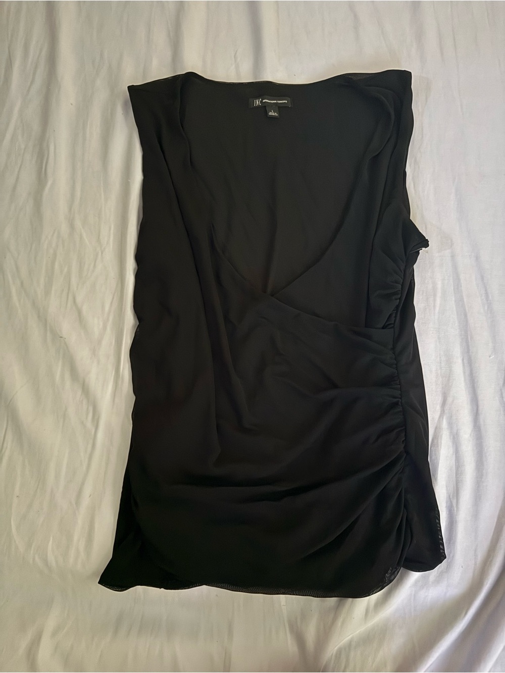 Black Women's V-Neck Ruched Side Top